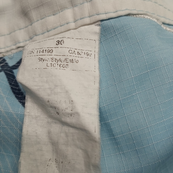 Quicksilver Blue Swim Trunks/Board Shorts Size 30 - Picture 2 of 5